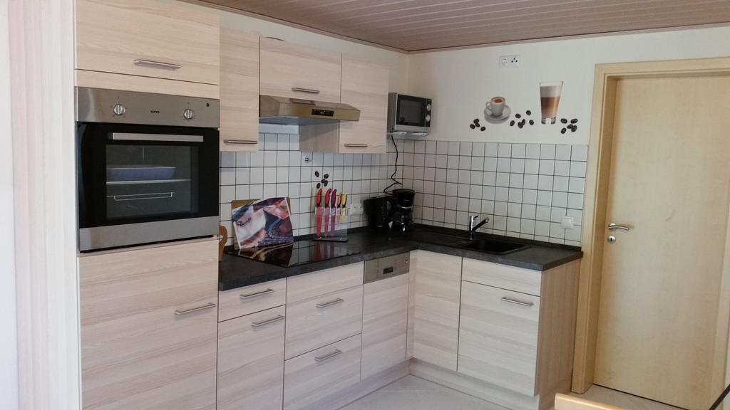 FeWo Schütz Langewahl Habitación foto