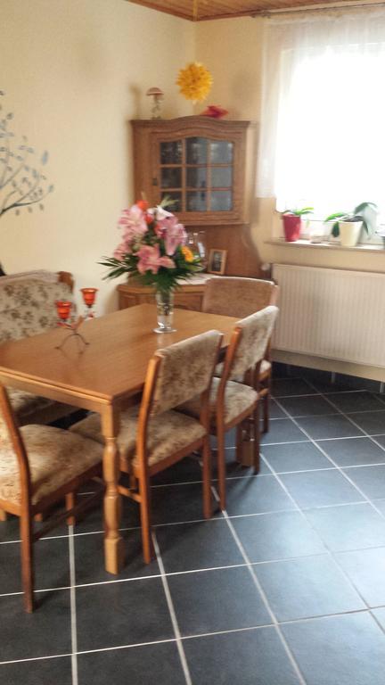 FeWo Schütz Langewahl Habitación foto